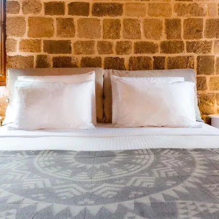 Mandorla Rhodes City