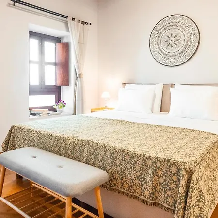 Mandorla Rhodes City