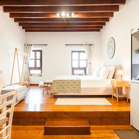 Mandorla Aparthotel