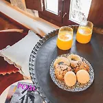 Aparthotel Mandorla 3*
